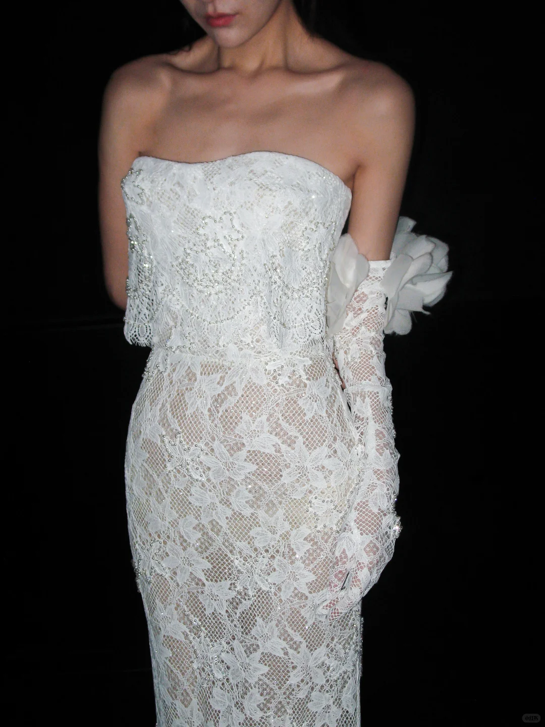 Chic Mermaid Sweetheart Neck White Lace Ruffle Satin Long Wedding Dress DP8121