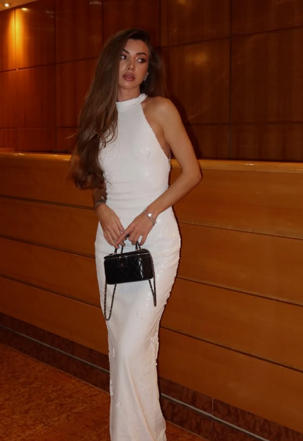 Sexy White Sheath Halter Sequin Backless Long Prom Dress Evening Dress DP6027
