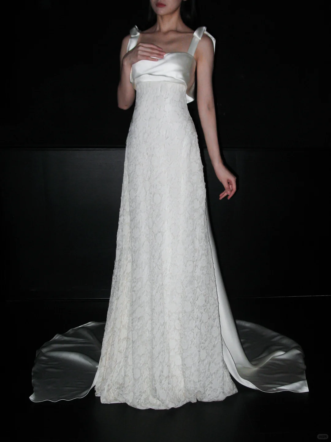 Sweety Bow A Line Straps White Lace Satin Long Wedding Dress DP5785
