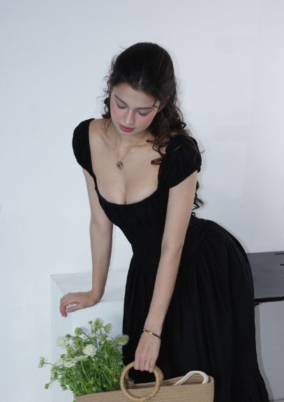 Elegant Black A Line Strap Satin Prom Dress Evening Dress DP7178