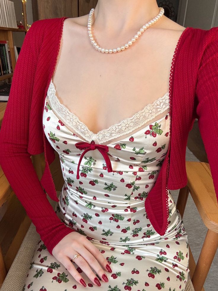 Cute Sheath Spaghetti Strap Printed Strawberry Satin Prom Dress Outfits DP4432