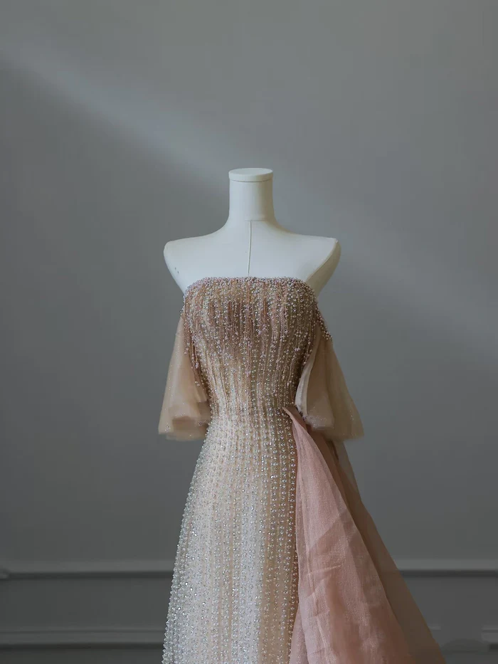 Exquisite A Line Strapless Pearl Beaded Tulle Long Prom Dresses Evening Gowns Party Dress DP3045