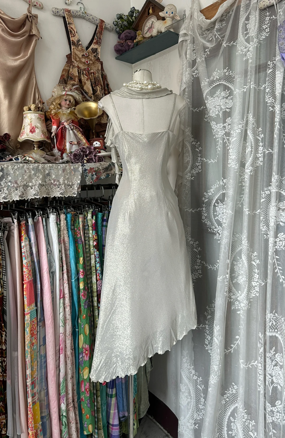 Vintage Silver A Line Straps Sequin Satin Homecoming Dress Outfits DP4863