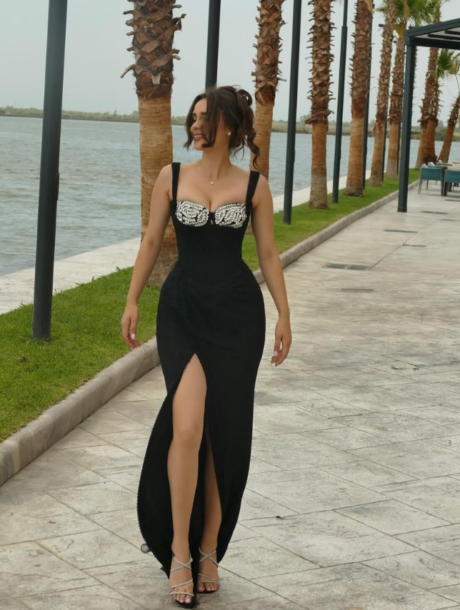 Sexy Black Sheath Straps Beaded Satin Long Prom Dress Evening Dress with Slit DP5147