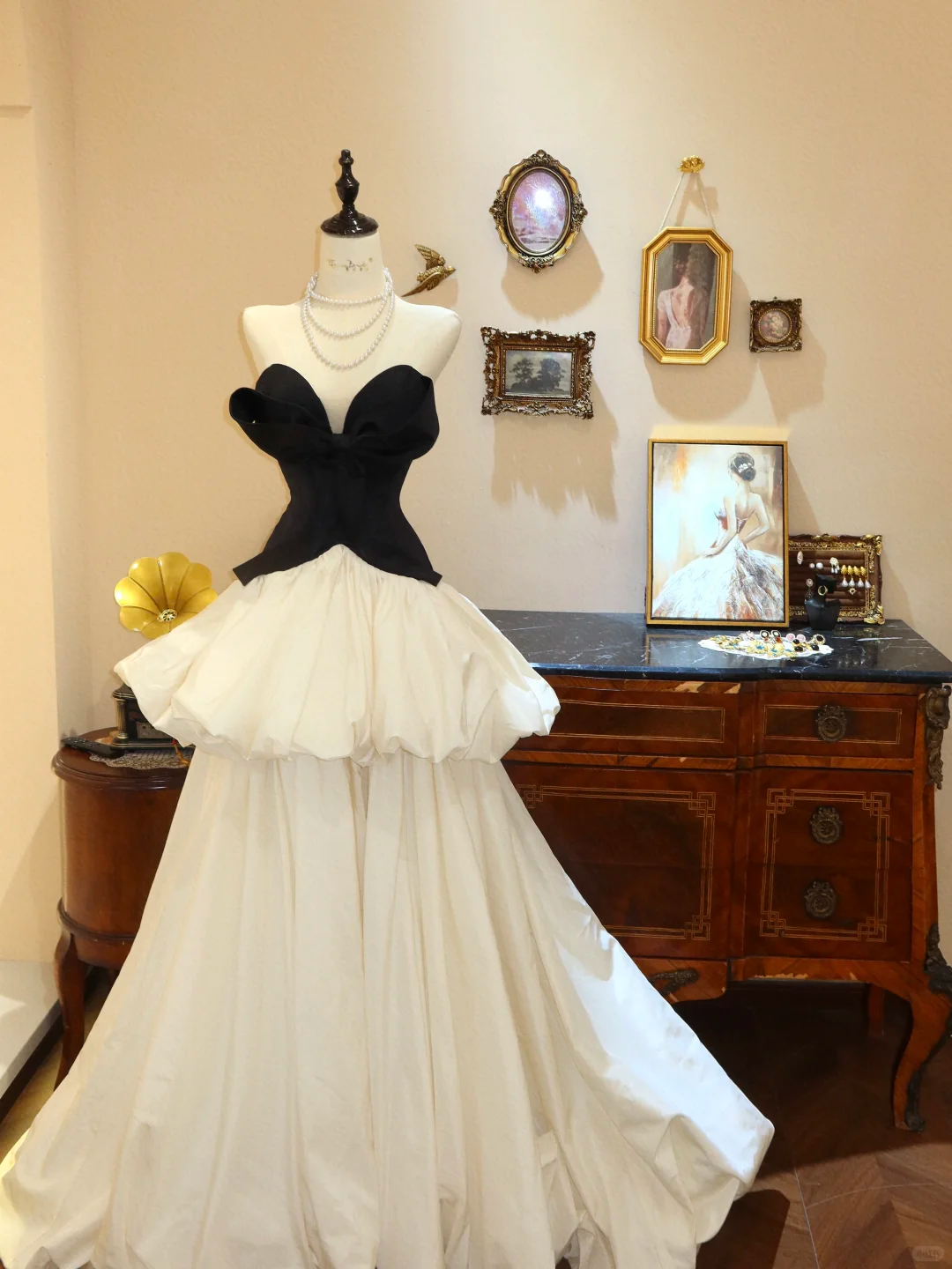 Unique Black-white Ball Gown Strapless Satin Long Prom Dress Evening Dress DP6994