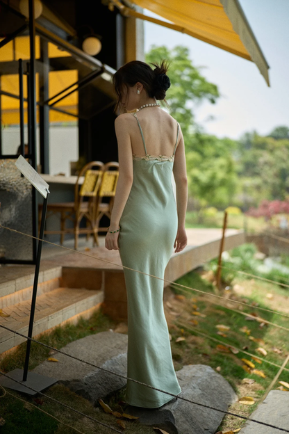 Sage Green Sheath Spaghetti Strap Appliques Satin Long Prom Dress Party Dress Outfits DP4531