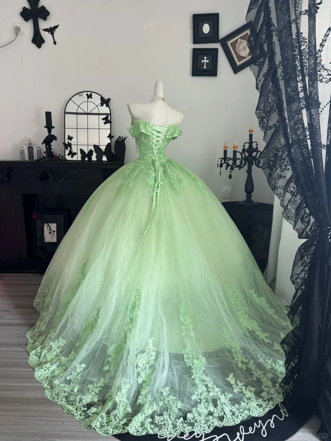 Green Ball Gown Off the Shoulder Bow Applique Tulle Prom Dress Quinceanera Dress DP6953