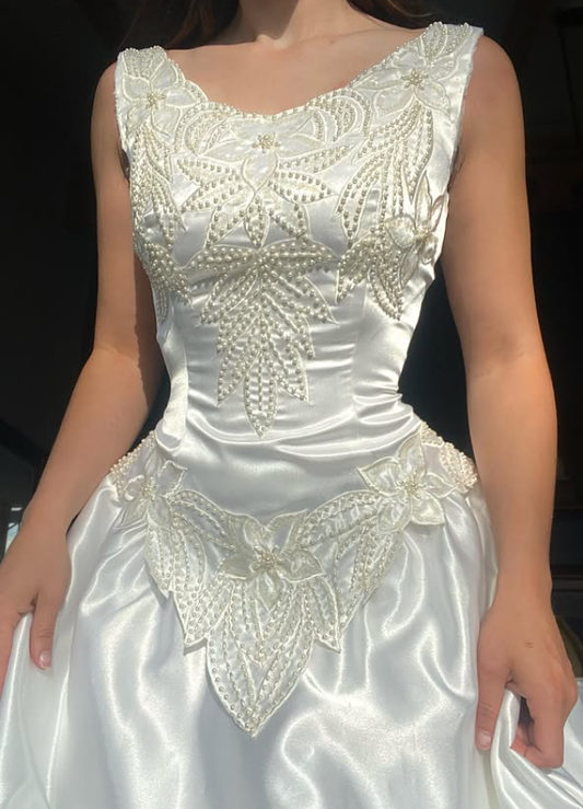 Retro A Line Round Neck Pearl White Satin Wedding Dress DP5522