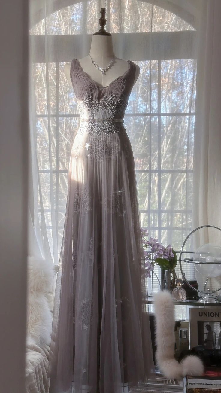 Gentle A Line V Neck Applique Purple Tulle Long Party Dress Evening Dress DP2334