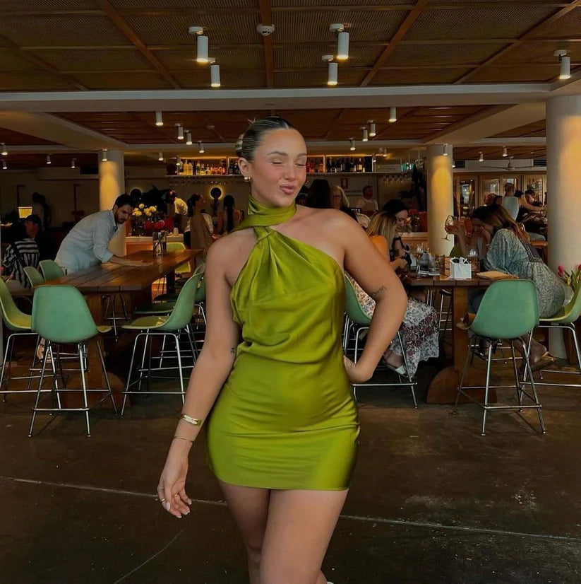 Sexy Green Sheath Open Back Satin Short Homecoming Dress Outfits DP1275