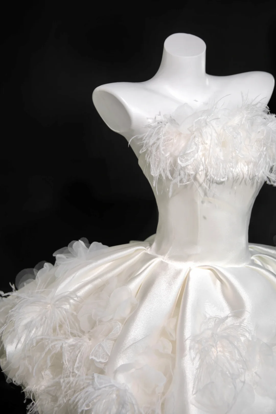 White A Line Strapless Feather Satin Short Homecoming Dress Cocktail Dress DP2643