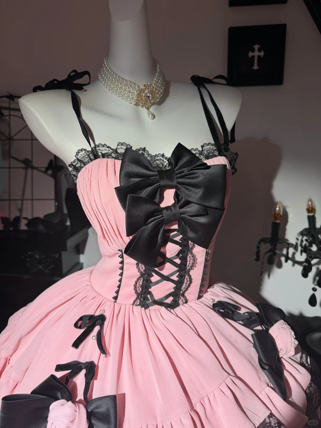 Cute Ball Gown Spaghetti Strap Black Bow Pink Satin Prom Dress Quinceanera Dress DP6955
