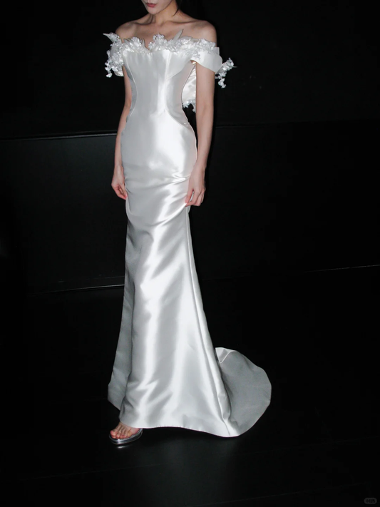 Elegant Ball Gown Off the Shoulder White Appliques Satin Long Train Wedding Dress DP8089