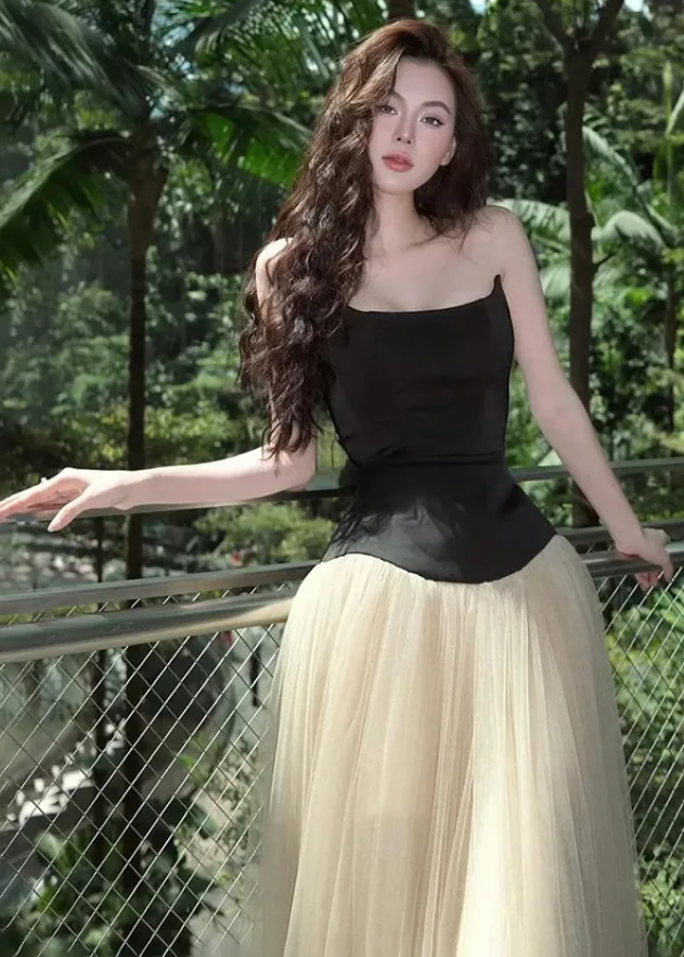 Elegant A Line Strapless Tulle Satin Long Prom Dress Evening Dress DP4264