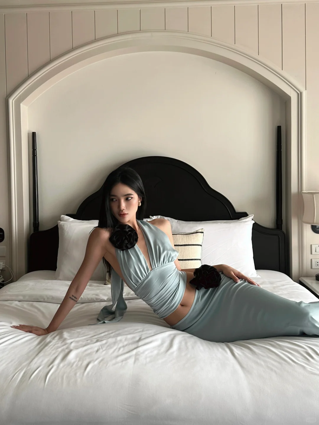 Sexy Mermaid Halter Black Flower Blue Satin Long Party Dress Evening Dress DP2405