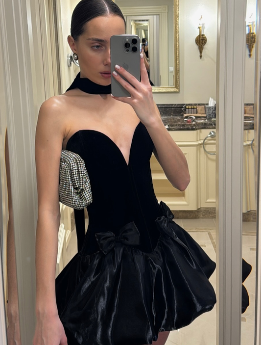 Sexy Black Bow Sweetheart Neck Satin Short Party Dress Homecoming Dress Cocktail Dress DP3006