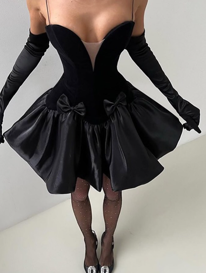 Cute Sexy A Line Spaghetti Strap Black Bow Velvet Satin Short Homecoming Outfits DP4256