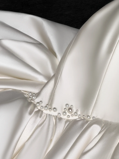 Elegant Mermaid Sweetheart Neck Pearl White Satin Long Sweep Wedding Dress DP2561
