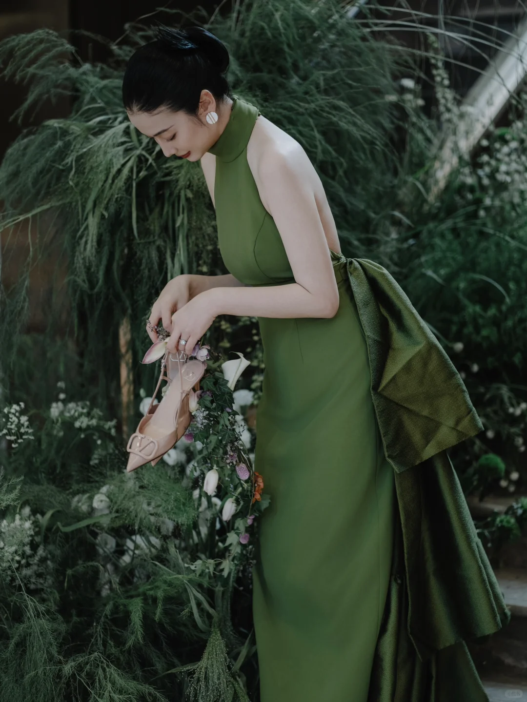 Stunning A Line Halter Green Satin Open Back Long Party Dress Prom Dress DP2535