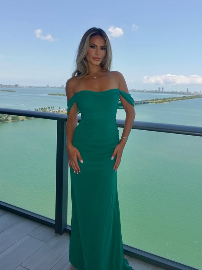 Unique Green Sheath Off the Shoulder Chiffon Prom Dress Evening Dress Date Dress DP6198