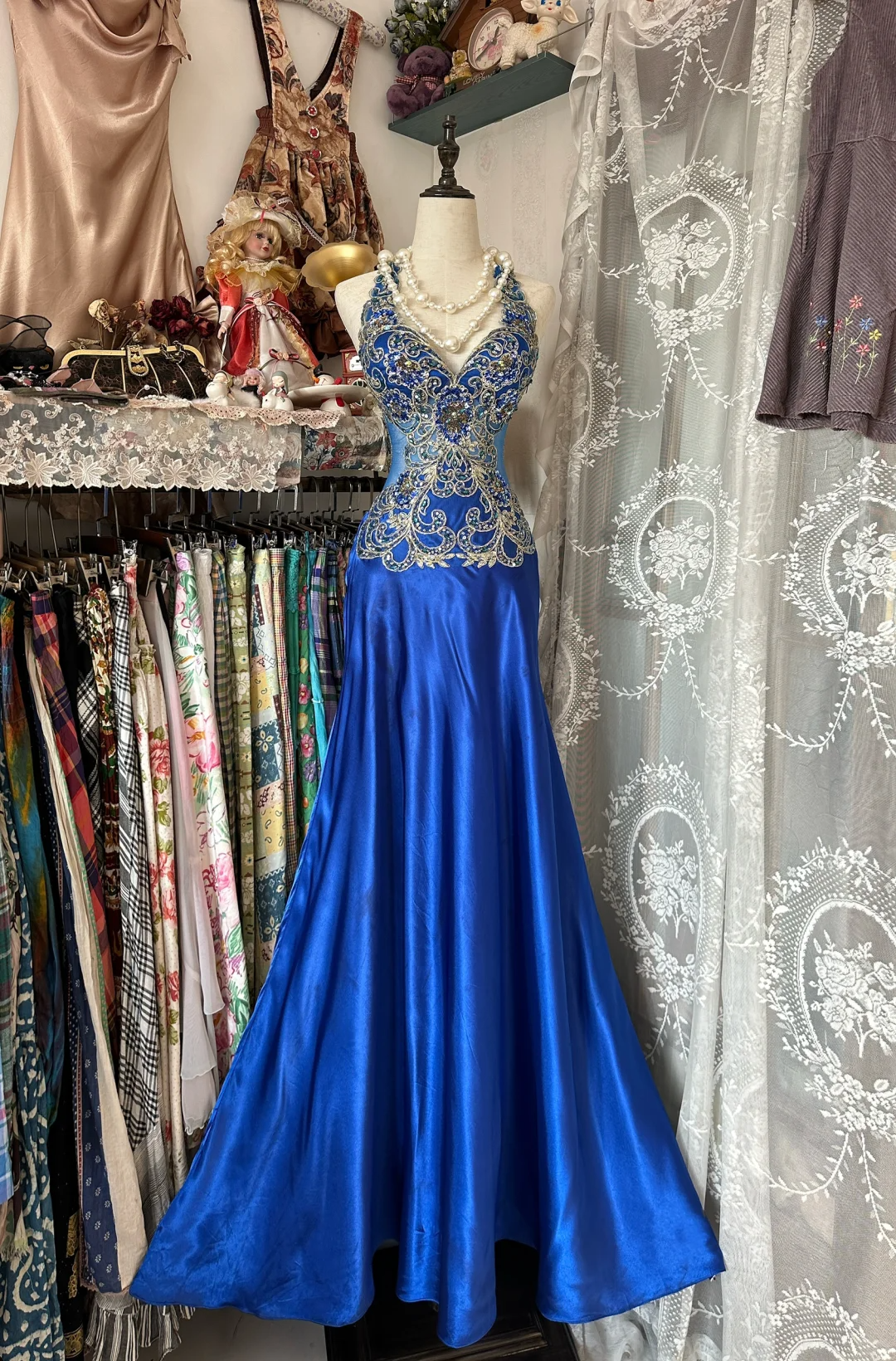 Vintage Mermaid Halter Exquisite Beaded Blue Satin Backless Prom Dress DP4856