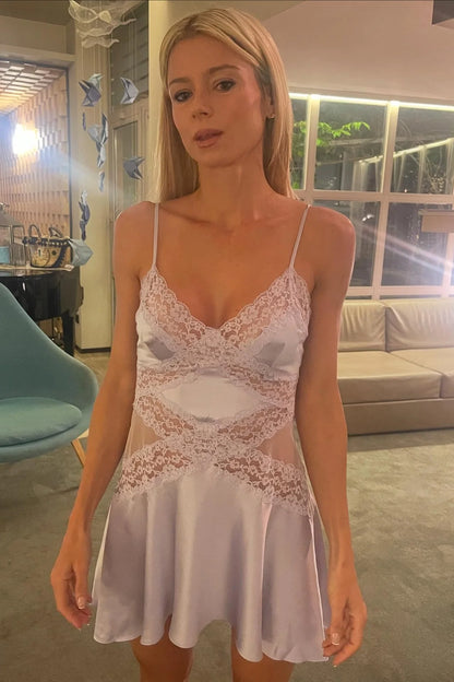 Charming A Line Spaghetti Straps Lilac Short Homecoming Dress with Lace DP7315