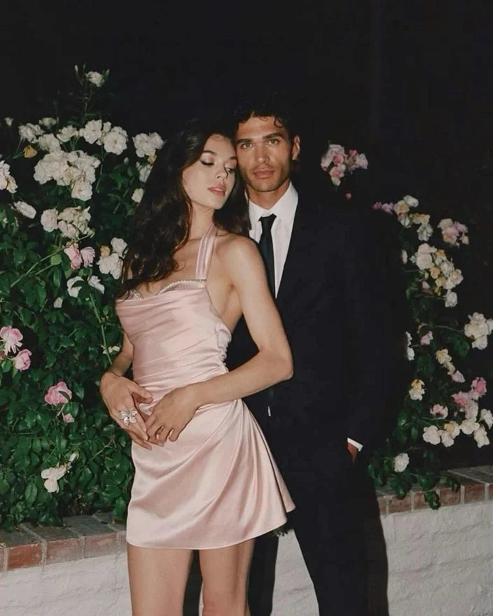 Charming Sheath Halter Neck Light Pink Short Homecoming Dress with Pearls DP7293