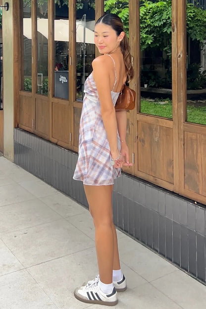 Chic A Line Spaghetti Straps Plaid Short Homecoming Dress with Lace DP7331
