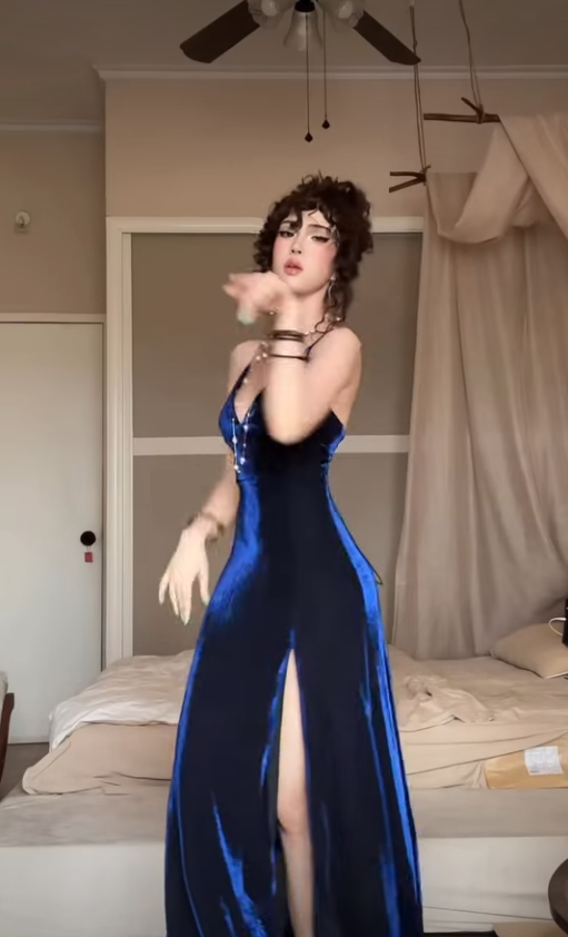 Navy Blue Mermaid Spaghetti Strap Velvet Prom Dress with Slit DP4363