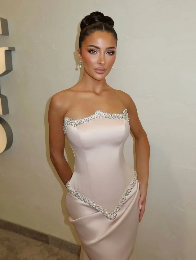 Elegant Sheath Strapless Beaded Satin Long Prom Dress Evening Dress DP6943