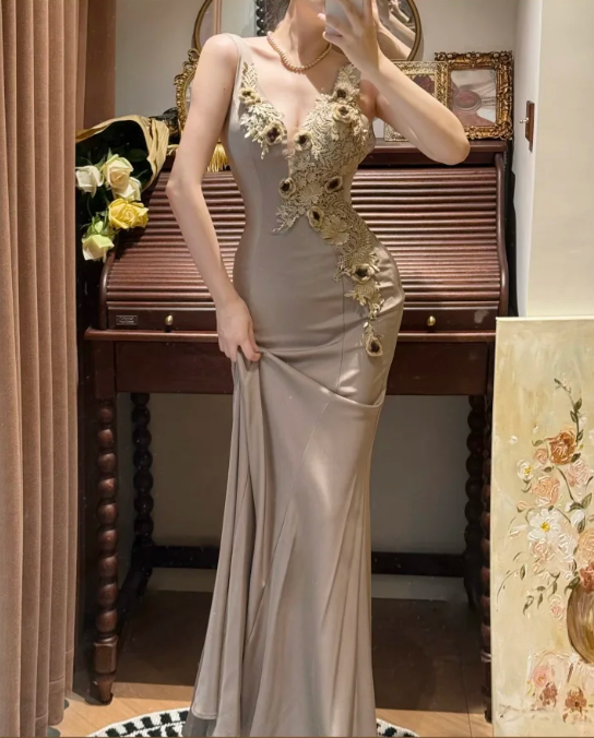 Elegant Mermaid Lace Appliques Satin Prom Dress Party Evening Dress DP5326