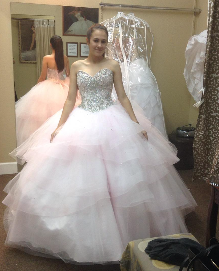 Shiny Ball Gown Sweetheart Neck Beaded Layered Pink Tulle Prom Dress Quinceanera Dress DP4835