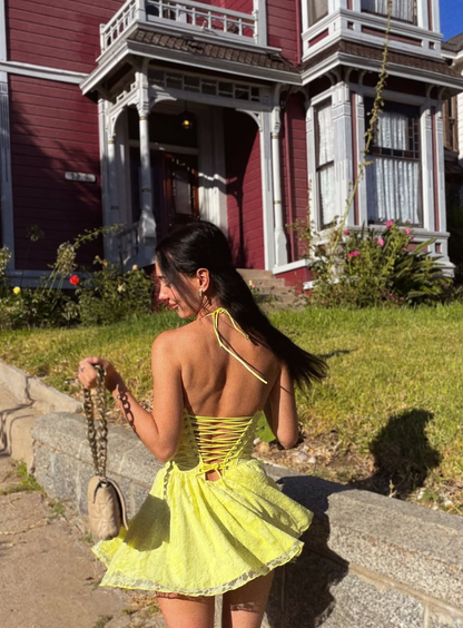 Cute A Line Halter Yellow Lace Short Formal Homecoming Dress Middle School Short 16th Birthday Outfits Graduation Dress Cocktail Dresses DP2939