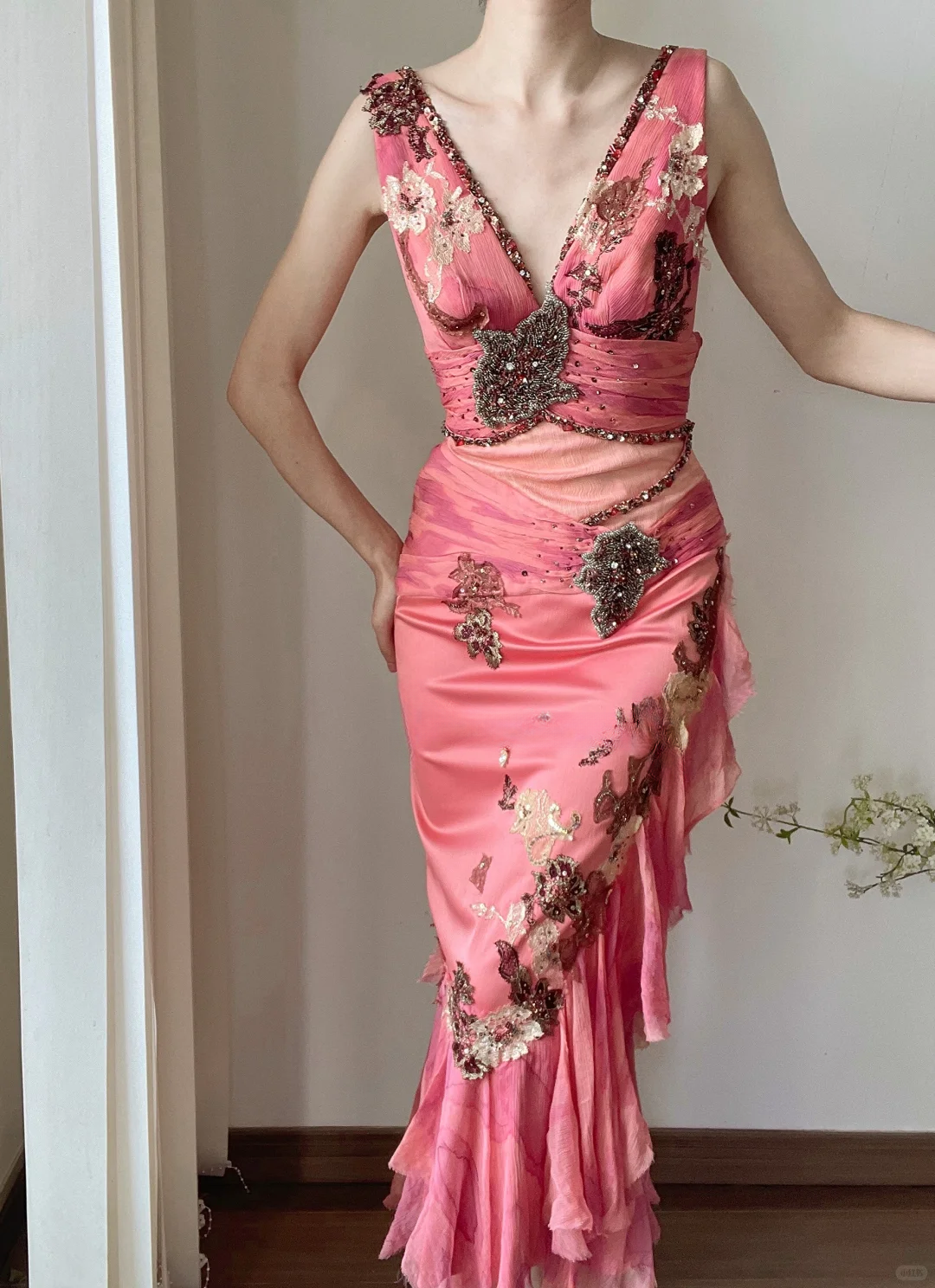 Retro Pink Mermaid V Neck Beaded Ruffle Satin Long Prom Dress Evening Dress DP3349