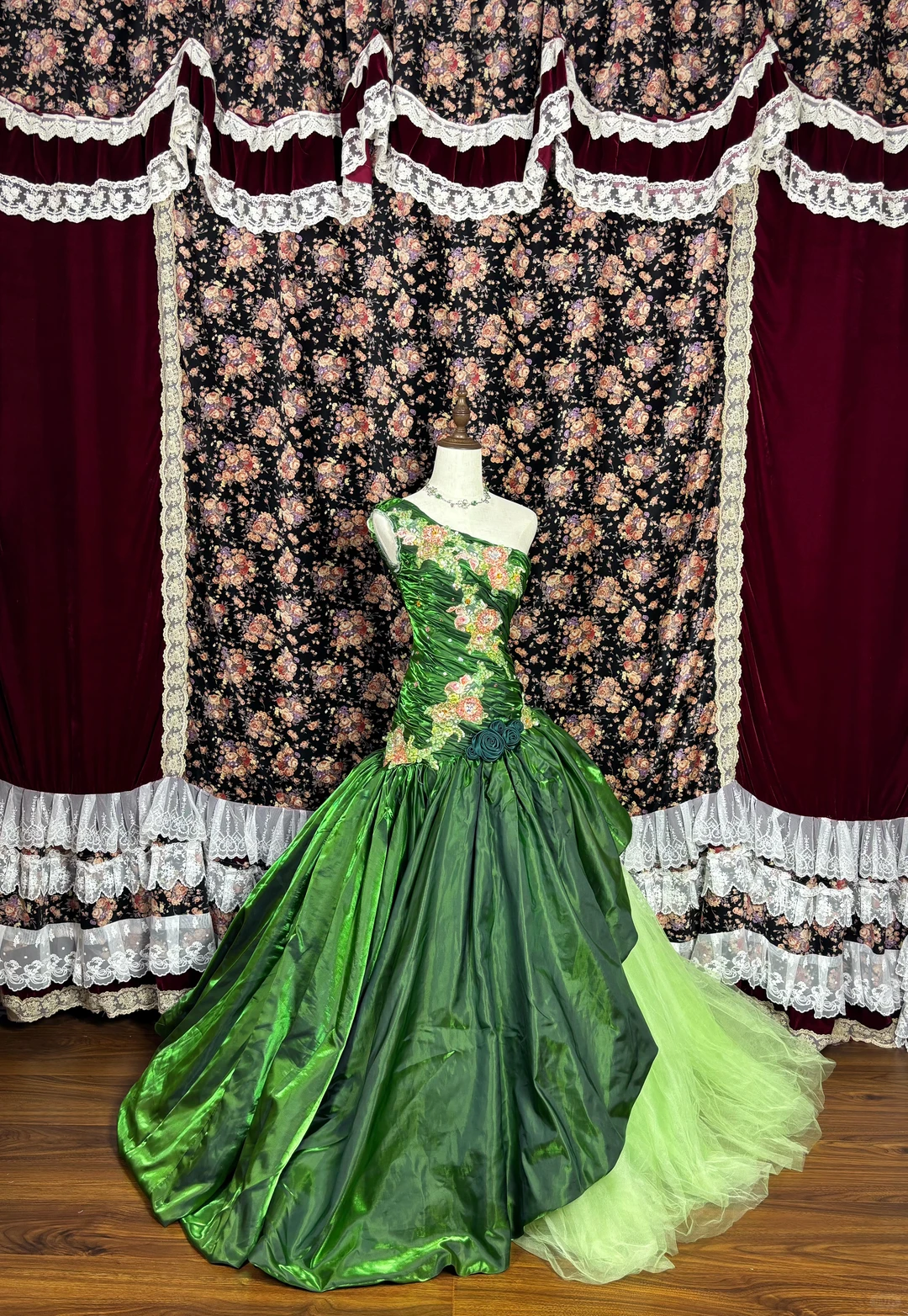 Vintage Bright Green Ball Gown One Shoulder Beaded Satin Tulle Prom Dress Sweet 16 Dress DP5652