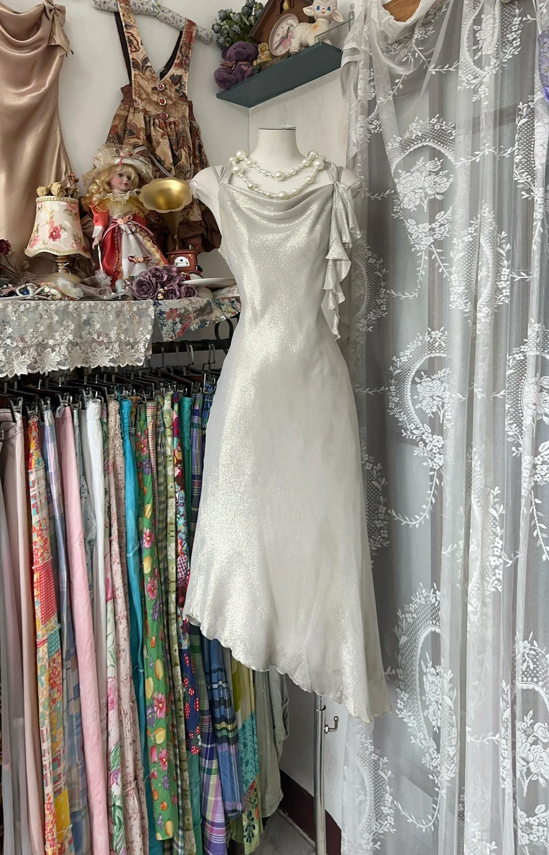 Vintage Silver A Line Straps Sequin Satin Homecoming Dress Outfits DP4863