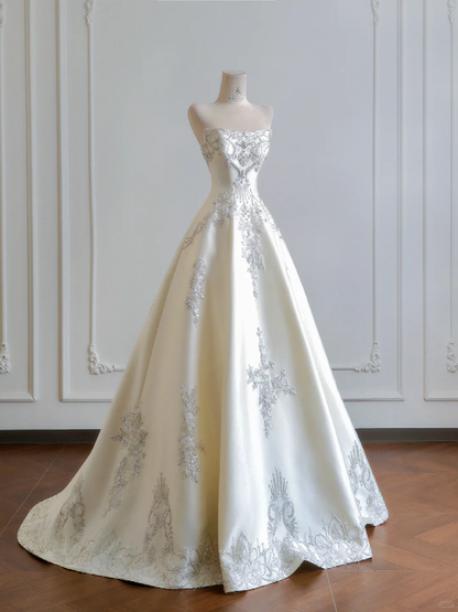 Exquisite Ball Gown Strapless Rhinestone Beaded Satin Prom Dress Wedding Dress DP3880