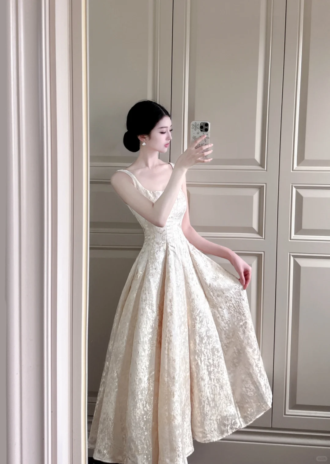 Simple Light Champagne A Line Straps Satin Long Prom Dress Outfits DP4616
