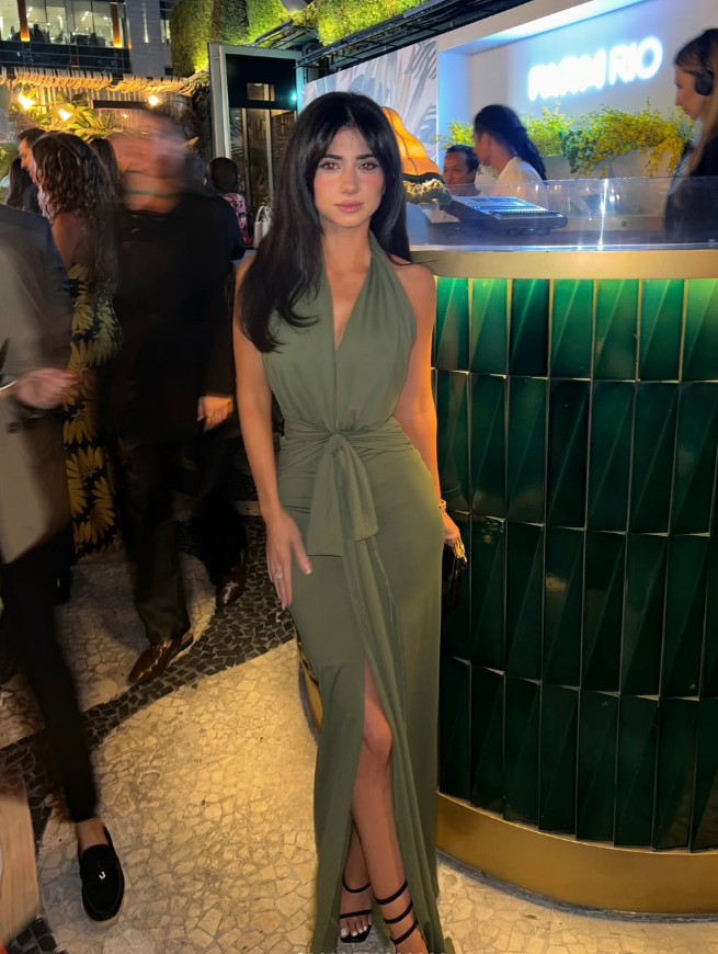 Green Sheath Halter V Neck Satin Prom Dress Evening Dress with Slit DP1672