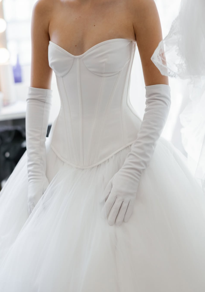 High-classic Ball Gown Sweetheart Neck Corset White Satin Tulle Wedding Dress DP5829