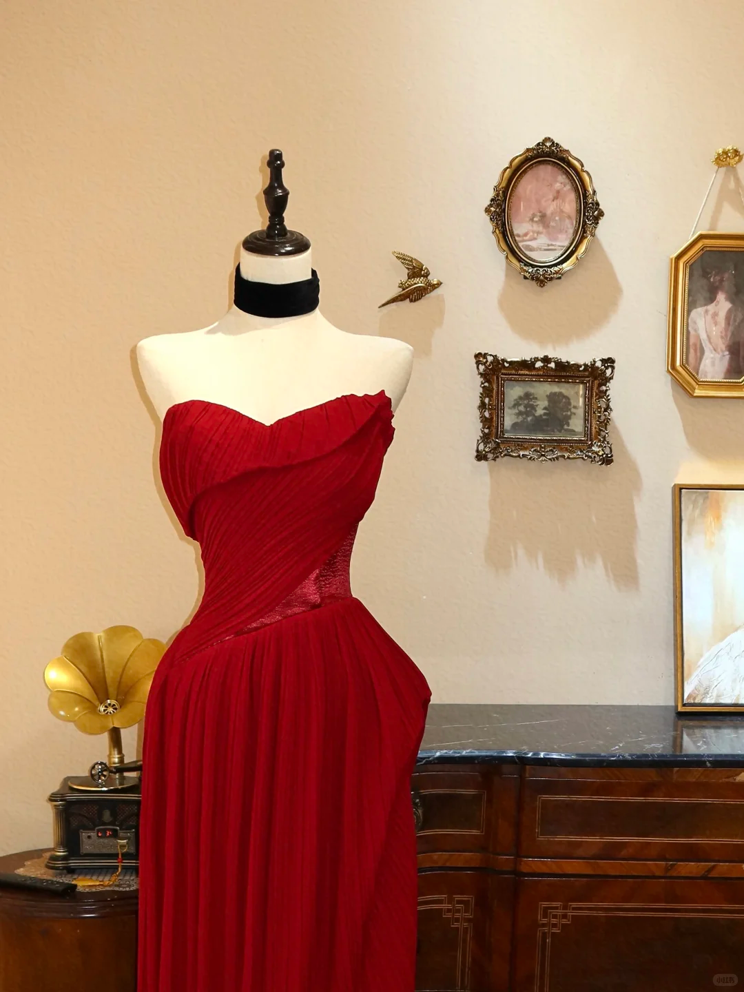 Charming Red A Line Strapless Pleated Chiffon Long Prom Dress Evening Dress DP7051
