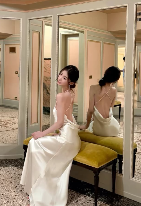 Backless Sheath Halter Ivory Satin Prom Dress Evening Dress DP7946