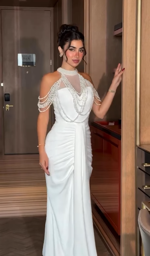 Elegant Mermaid Halter Pearl White Satin Long Prom Dress Evening Dress DP4332