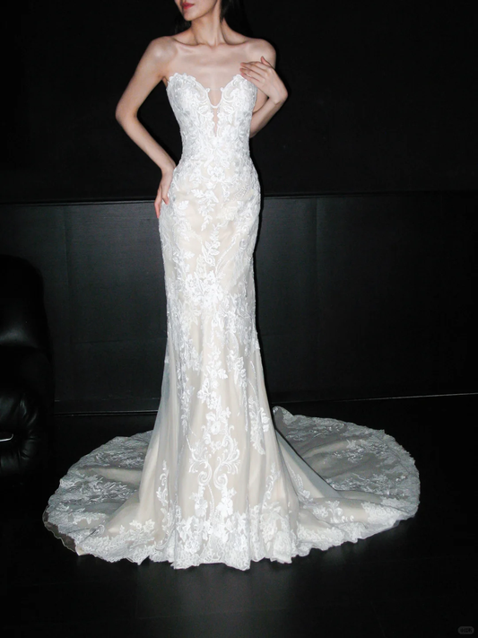Elegant Sheath Sweetheart Neck White Lace Long Wedding Dress DP6373