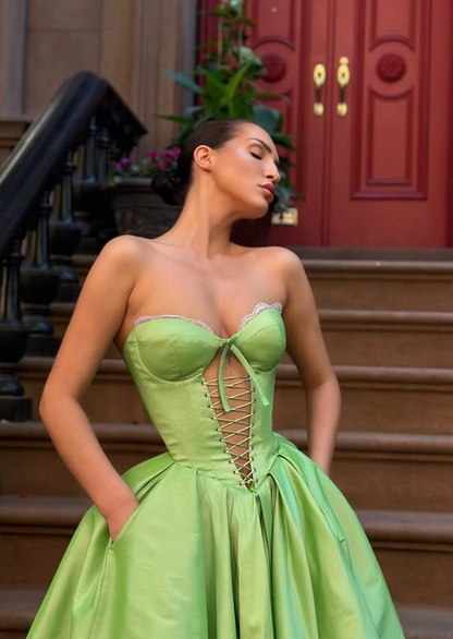 Bright Green A Line Sweetheart Neck Satin Tea Length Prom Dress Evening Dress DP5396