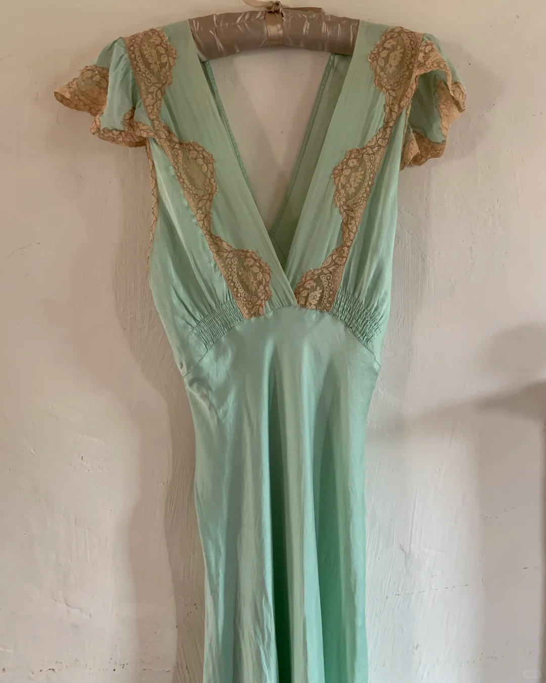 Vintage Simple A Line V Neck Green Satin Long Prom Dress Evening Dress DP6459