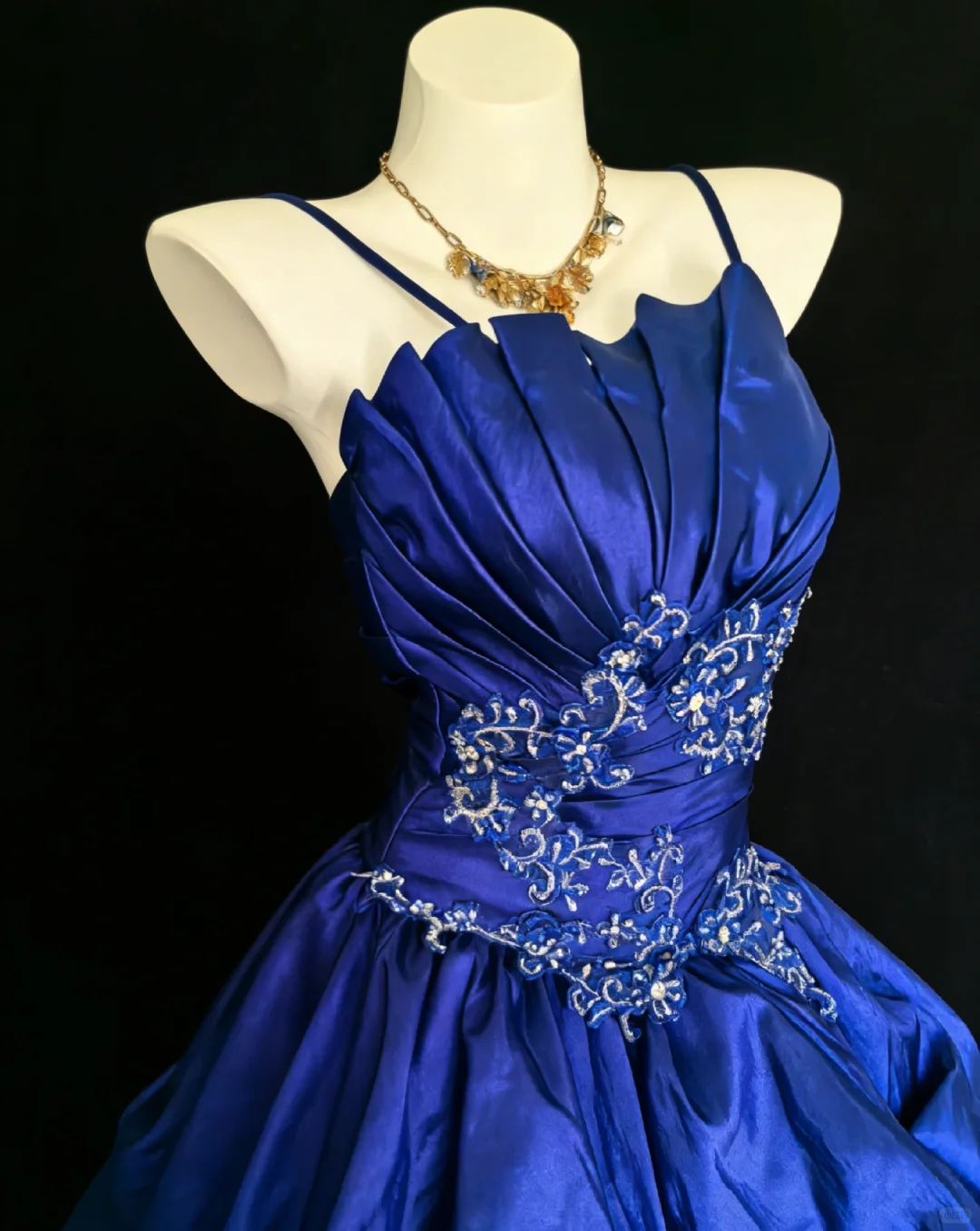 Vintage A Line Spaghetti Straps Beaded Dark Blue Satin Prom Dress Evening Dress DP4725
