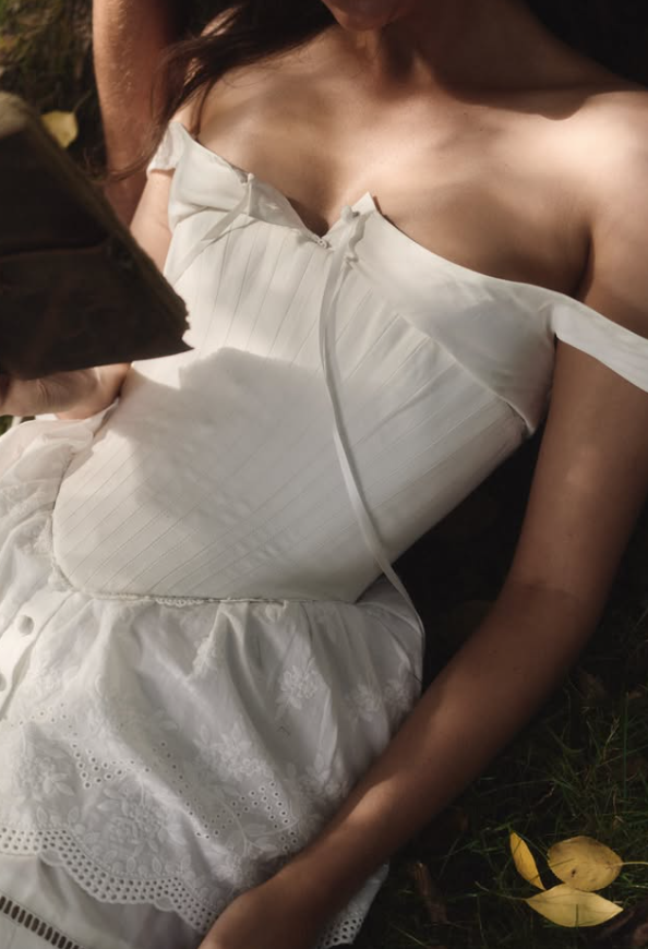 Retro A Line Spaghetti Strap Corset White Layered Satin Long Train Wedding Dress DP5824