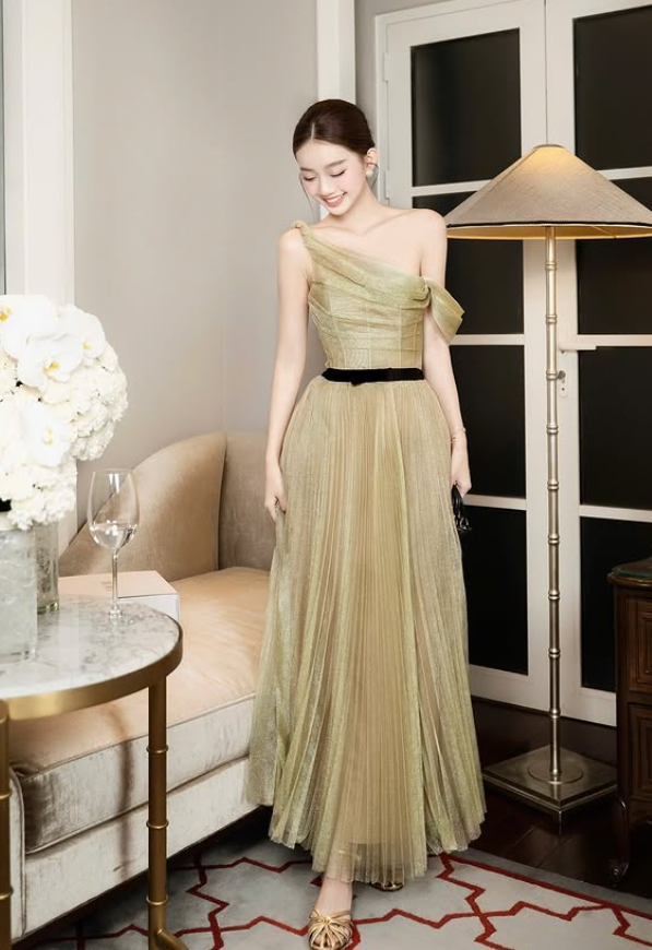 Charming A Line Straps Green Tulle Prom Dress Evening Dress DP5930