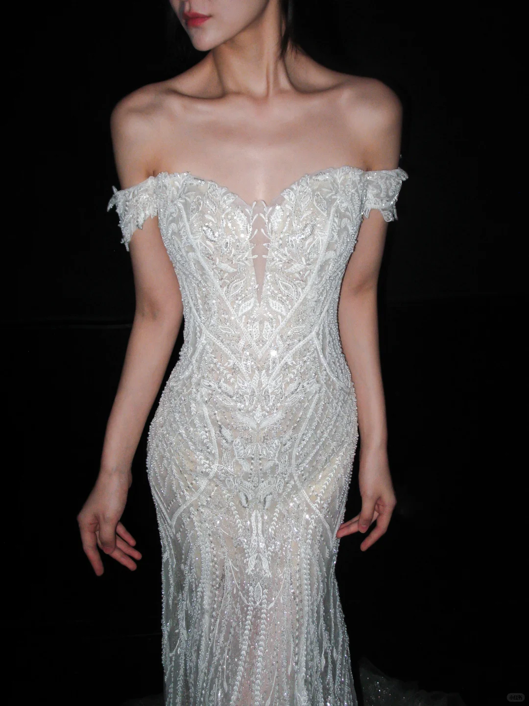 Luxurious Mermaid Off the Shoulder White Beaded Sequin Tulle Long Wedding Dress DP8118